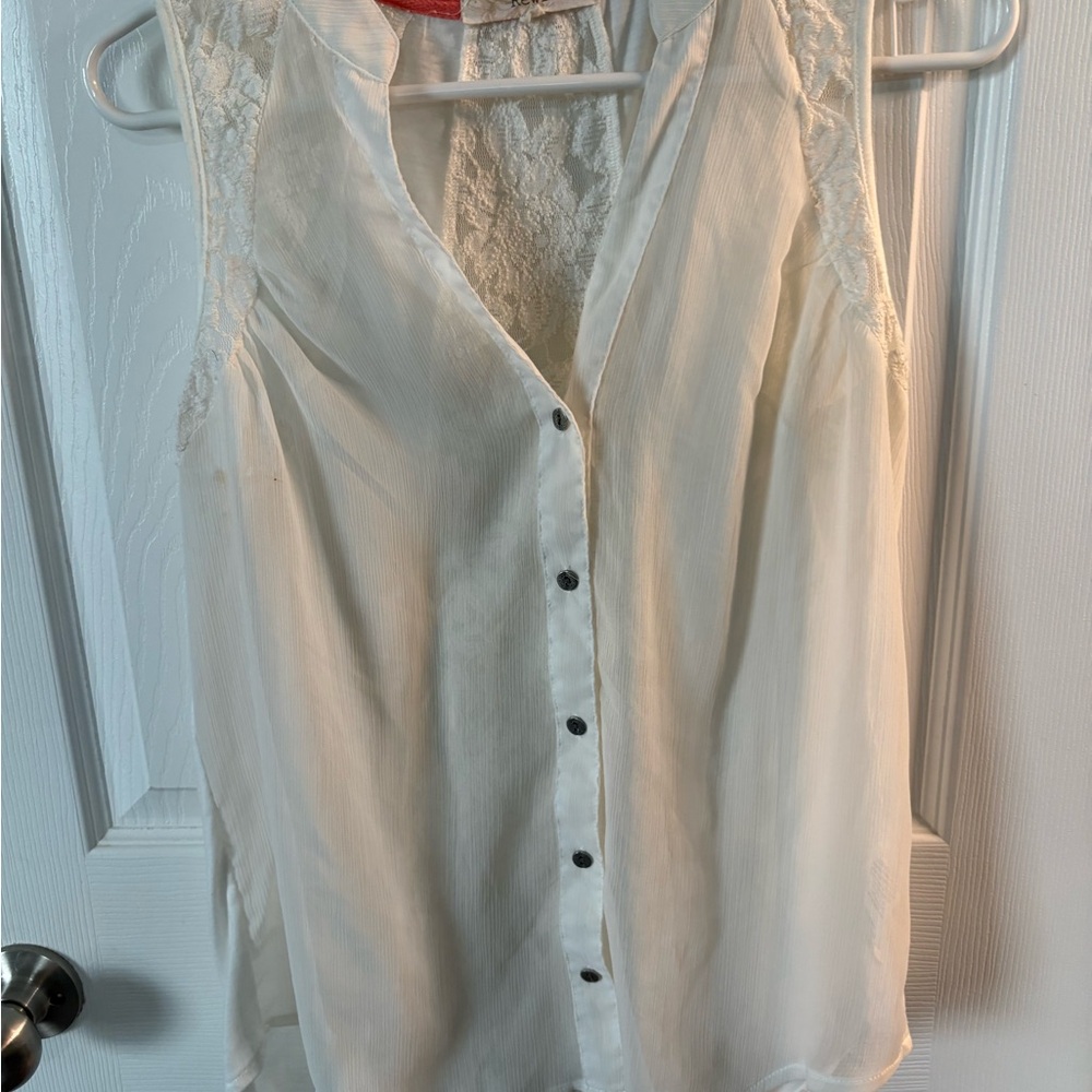 Rewind Ivory Lace-Back Button Front Camisole